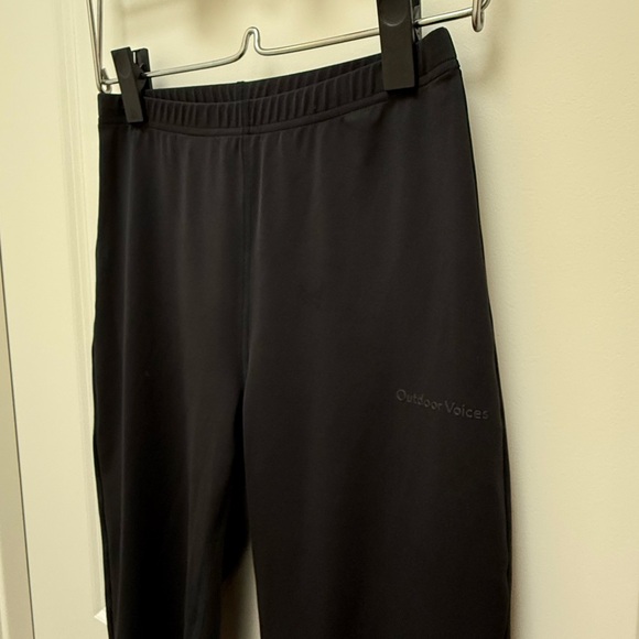 Outdoor Voices Knee Capri Crop Leggings Size S - Picture 6 of 7